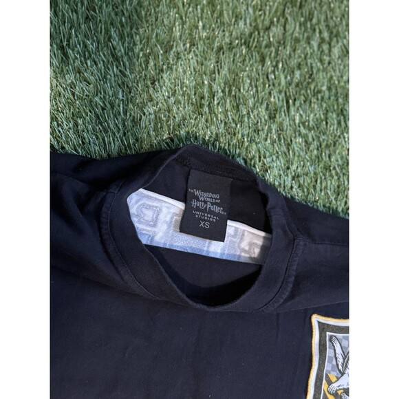 Universal Studios Wizarding World Harry Potter HUFFLEPUFF Spirit Jersey XS - Picture 4 of 7